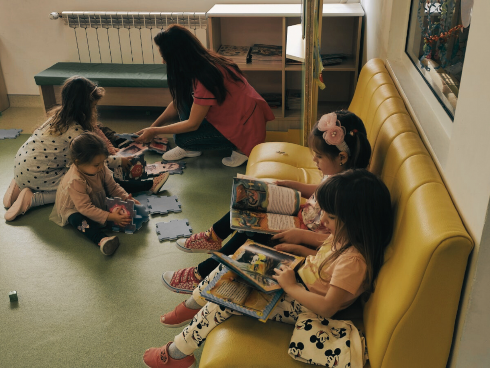 Leczenie akustyczne w przedszkolu Kokiche w Botevgradzie