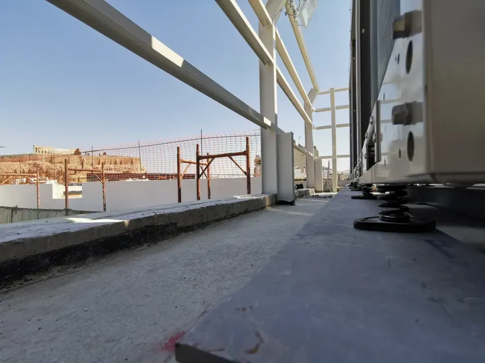 VIBRO-AM – Wolnostojący uchwyt wibroizolacyjny