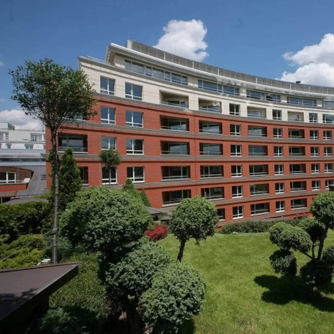 Izolacja akustyczna restauracji w "San Stefano Plaza"