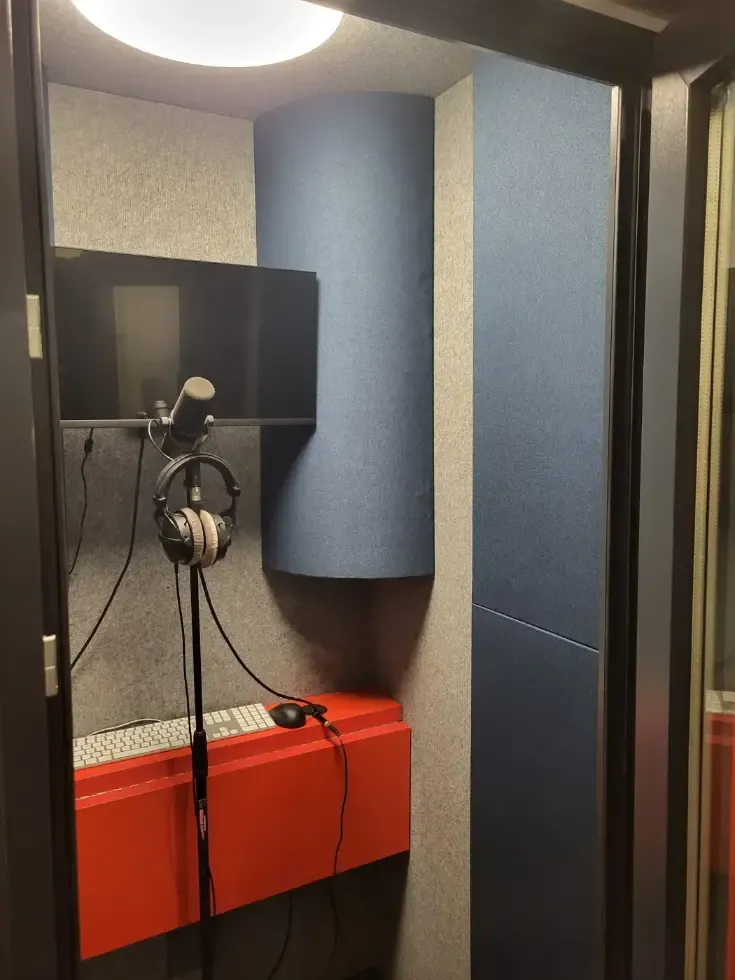 Adaptacja akustyczna kabiny nagraniowej