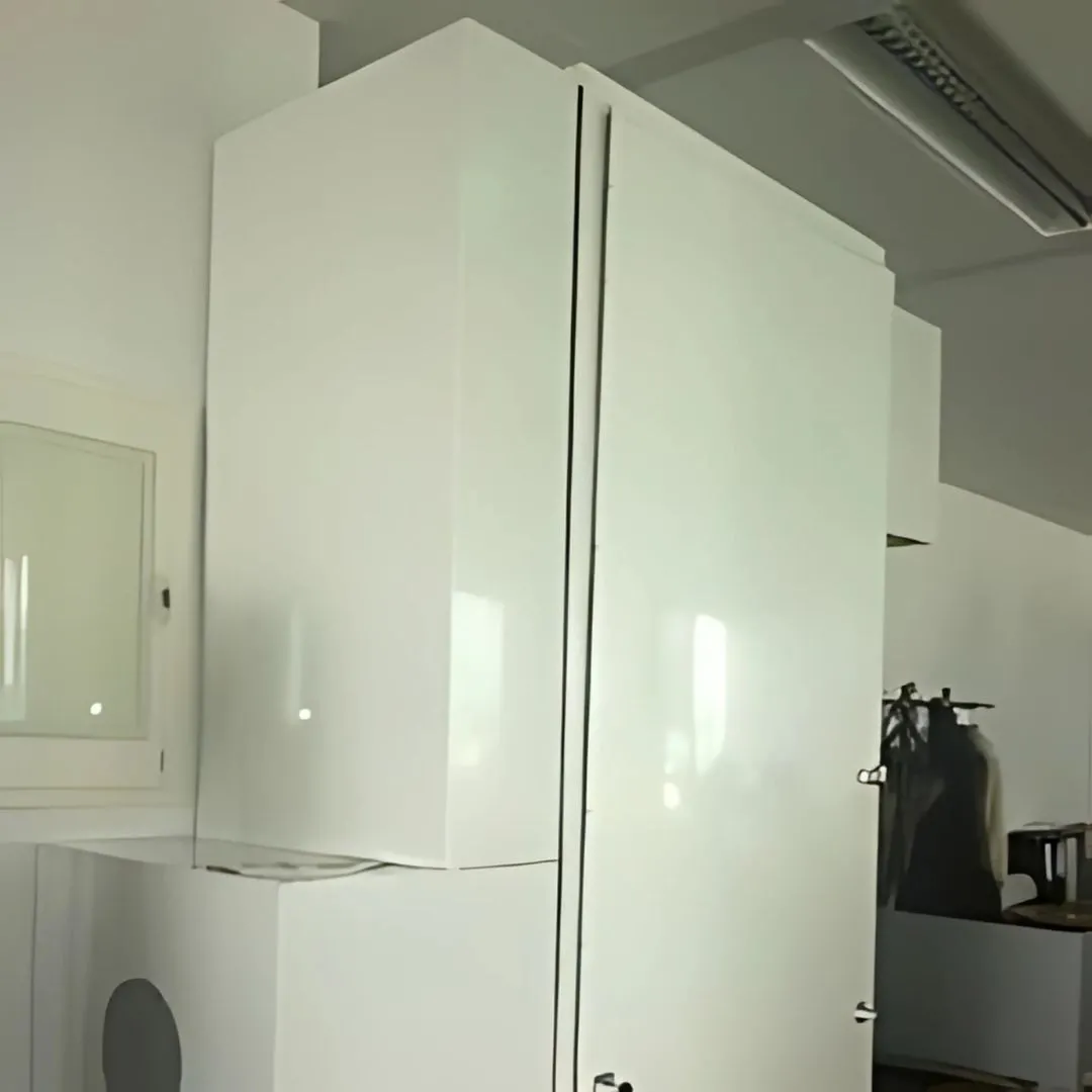 Pudełko dźwiękochłonne dla hałaśliwego serwera
