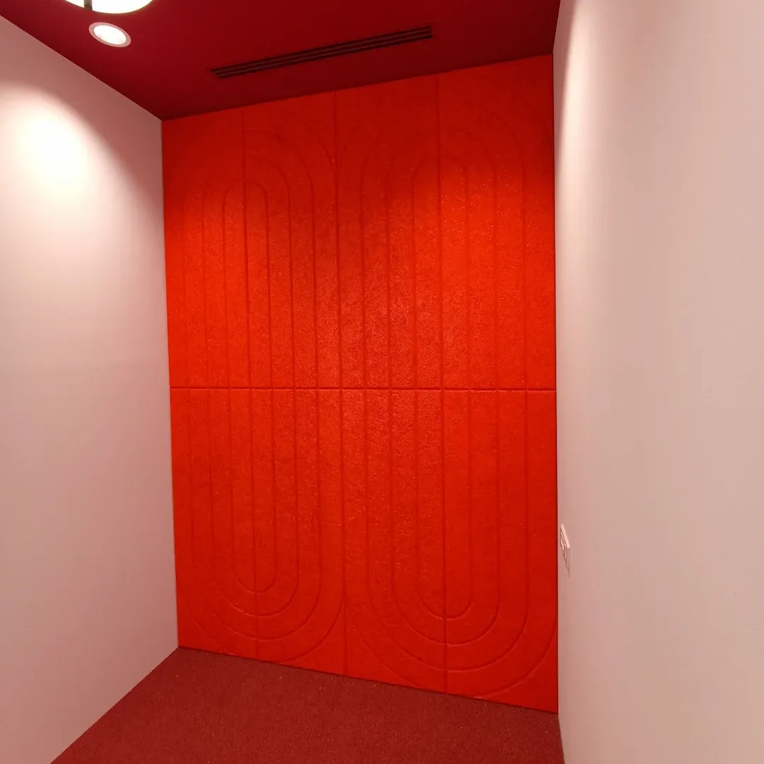 Niestandardowe panele akustyczne dla Hitachi Solutions Office w Sofii