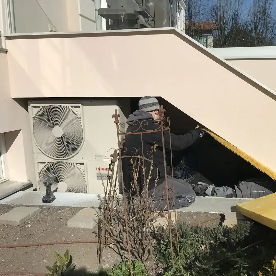 Wygłuszenie pompy ciepła w Wiedniu