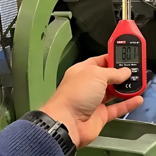 Izolacja akustyczna w zakładzie produkcyjnym w Salzburgu