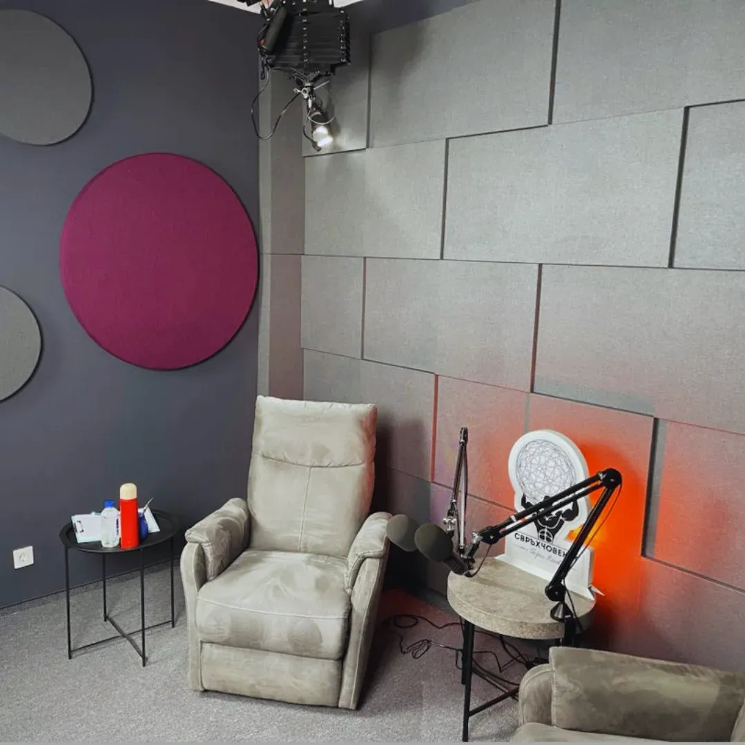 Akustyczna transformacja studia podcastowego