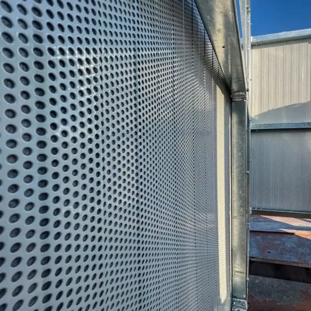 Wyciszenie klimatyzatora dachowego panelami PZP